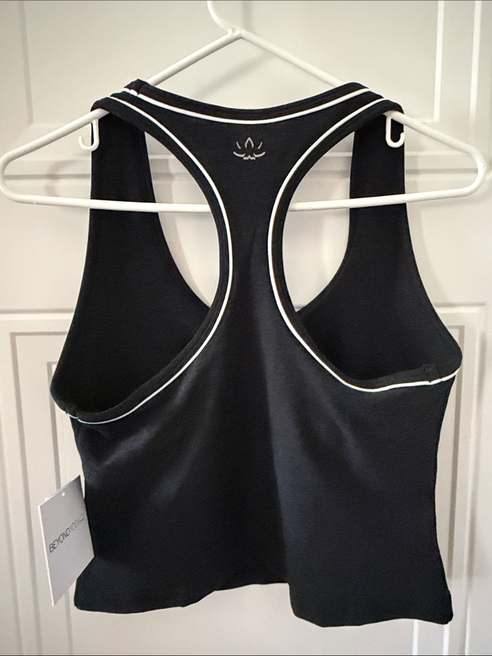 Beyond Yoga Spacedye Ready Tank in Darkest Night Black - Picture 3 of 7